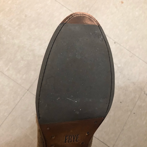 Frye Diana Chelsea Western Boot - Picture 6 of 6